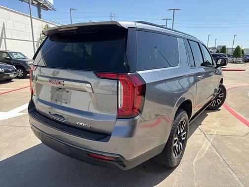 2021 GMC Yukon XL AT4