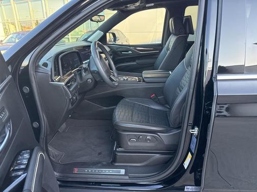 2024 Cadillac Escalade ESV Premium Luxury Platinum