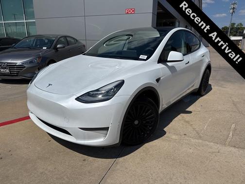 2023 Tesla Model Y Long Range Dual Motor All-Wheel Drive