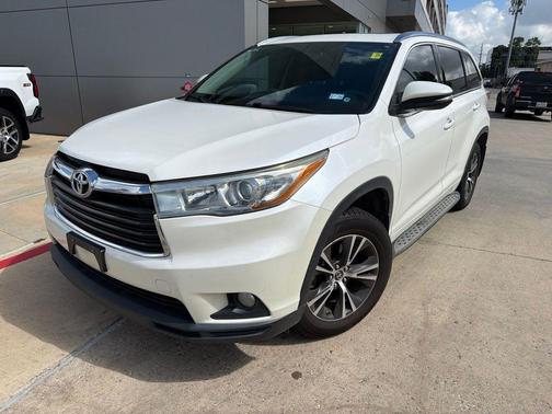 Blizzard Pearl 2016 Toyota Highlander XLE