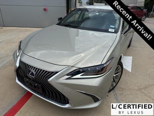 2021 Lexus ES 300h Ultra Luxury