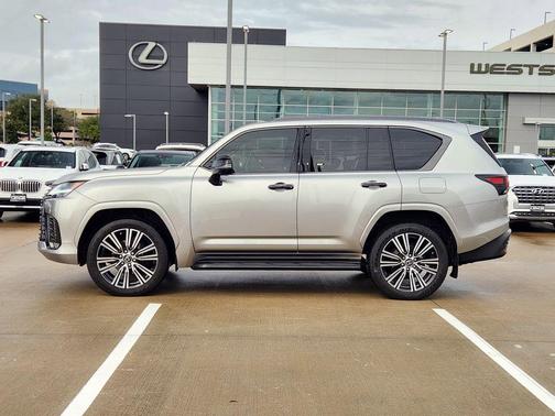 2023 Lexus LX 600 Luxury