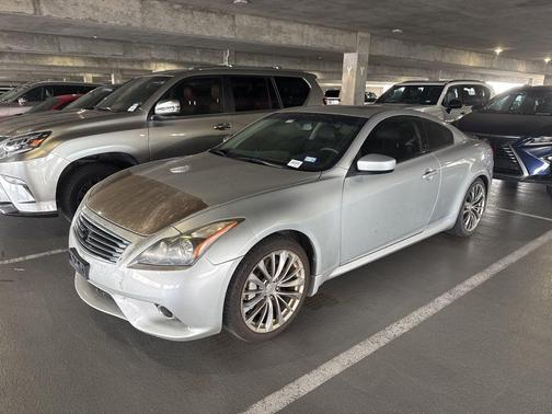 Liquid Platinum 2011 INFINITI G37 Journey