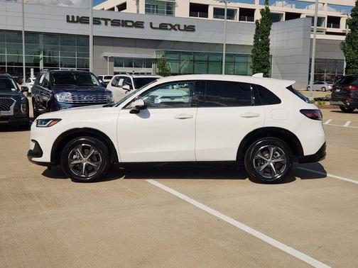 White / Black 2025 Honda HR-V EX-L