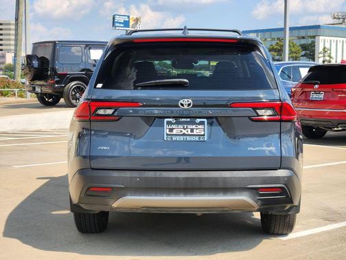Storm Cloud 2024 Toyota Grand Highlander Platinum