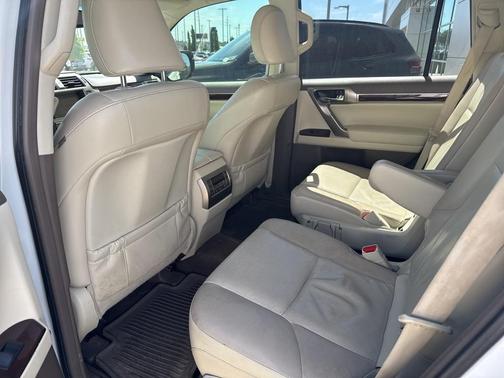 2017 Lexus GX 460 Base