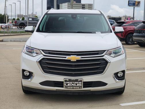 Pearl 2018 Chevrolet Traverse Premier