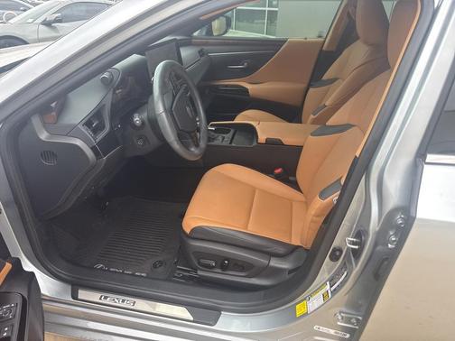 2023 Lexus ES 350 Base