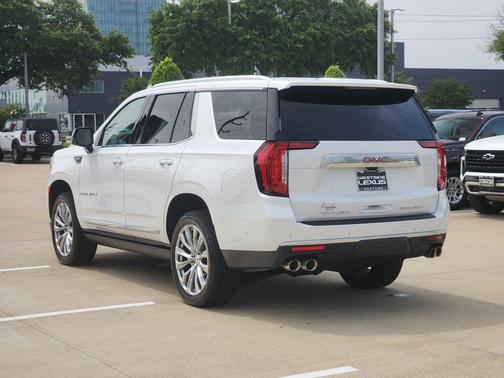 White 2024 GMC Yukon Denali