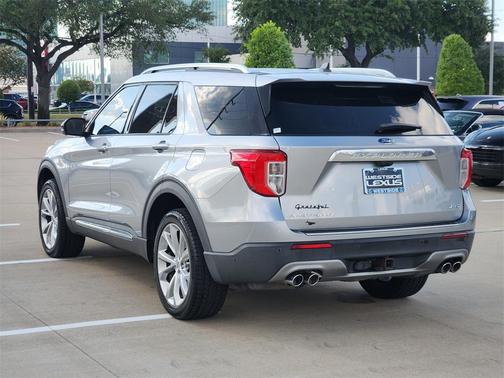 2021 Ford Explorer Platinum