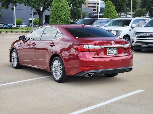 Matador Red Mica 2016 Lexus ES 350 Base