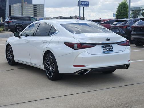 2025 Lexus ES 350 Base