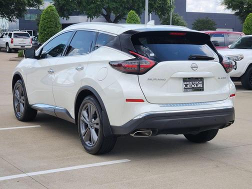 White 2023 Nissan Murano Platinum FWD