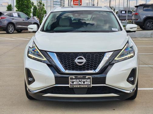 White 2023 Nissan Murano Platinum FWD