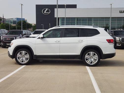 White 2019 Volkswagen Atlas 3.6L SEL