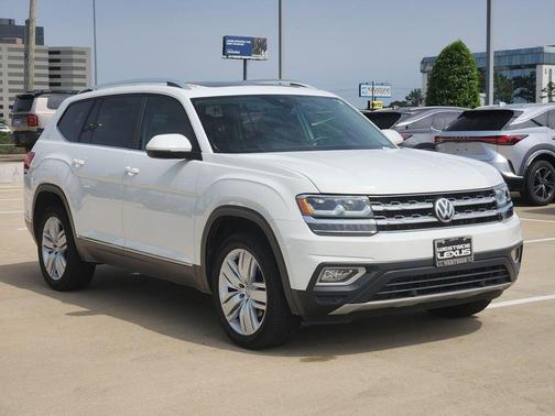 White 2019 Volkswagen Atlas 3.6L SEL