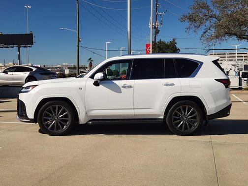 2024 Lexus LX 600 F SPORT