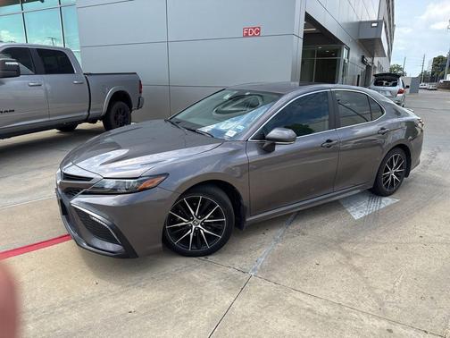 Predawn Gray Mica 2024 Toyota Camry Hybrid SE