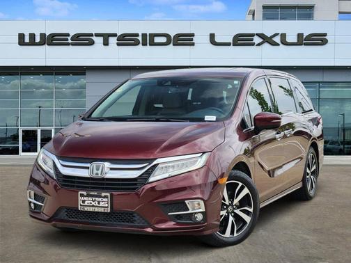 Red 2018 Honda Odyssey Elite