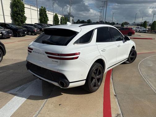 White 2024 Genesis GV70 3.5T AWD Sport