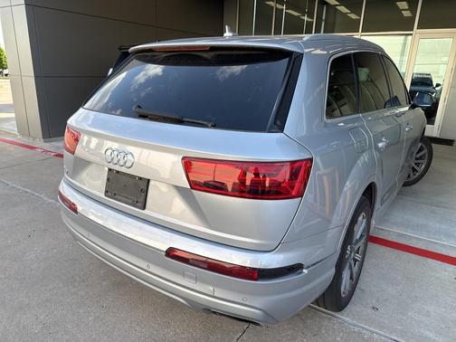2019 Audi Q7 55 Premium