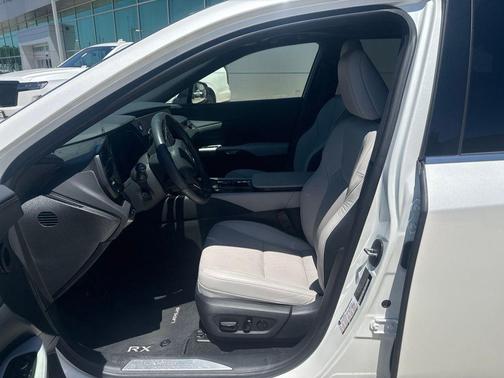 Eminent White Pearl 2024 Lexus RX 350 Premium Plus