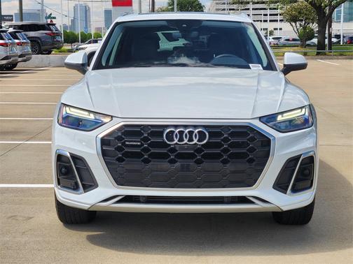 2022 Audi Q5 45 S line Premium Plus