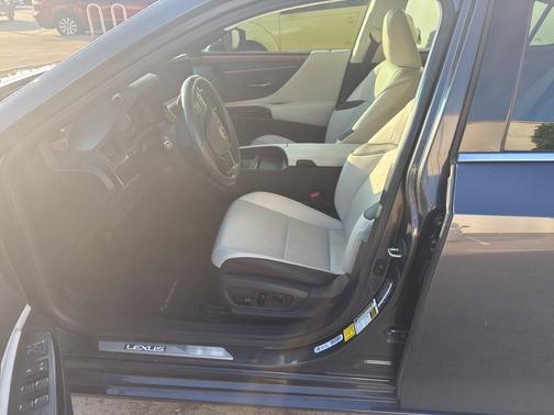 2023 Lexus ES 350 Base