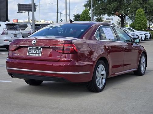 2018 Volkswagen Passat 2.0T SE