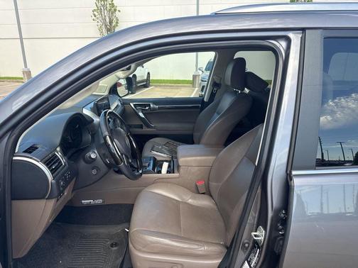 Gray 2023 Lexus GX 460 Luxury