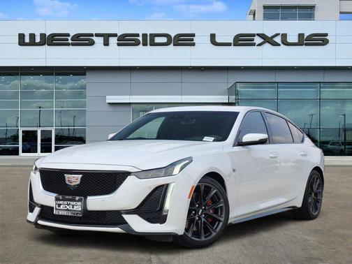 2022 Cadillac CT5 Sport