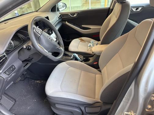 2022 Hyundai IONIQ Hybrid Blue