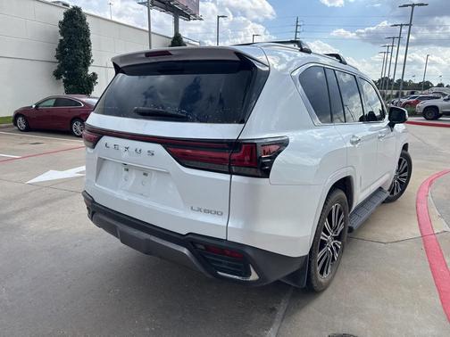 2023 Lexus LX 600 Luxury