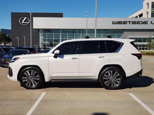 2023 Lexus LX 600 Luxury