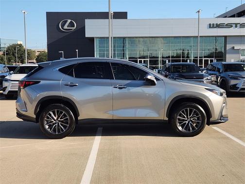 2025 Lexus NX 250 Premium