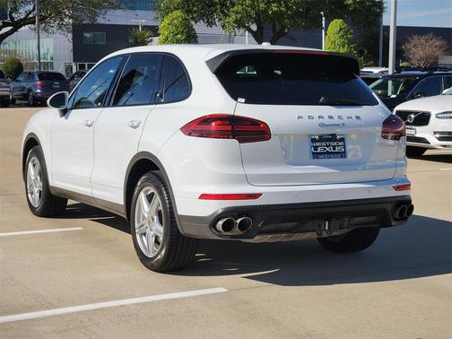 2016 Porsche Cayenne Cayenne