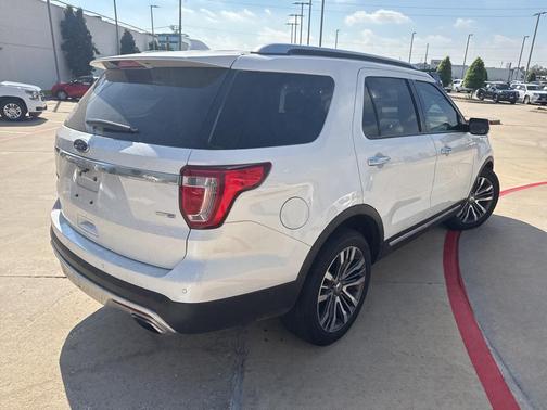 2016 Ford Explorer Platinum