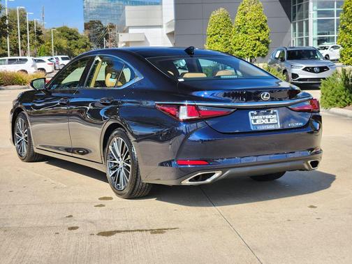 2025 Lexus ES 350 Base