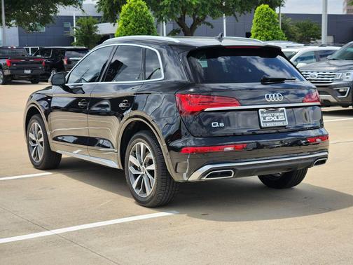Black 2022 Audi Q5 45 S line Prestige
