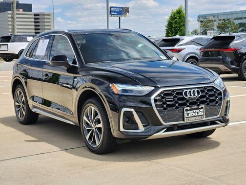 Black 2022 Audi Q5 45 S line Prestige