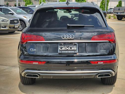 Black 2022 Audi Q5 45 S line Prestige