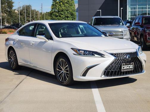2025 Lexus ES 350 Base