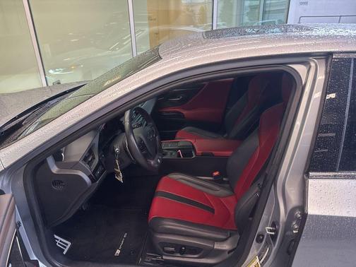 Iridium 2022 Lexus ES 350 F Sport