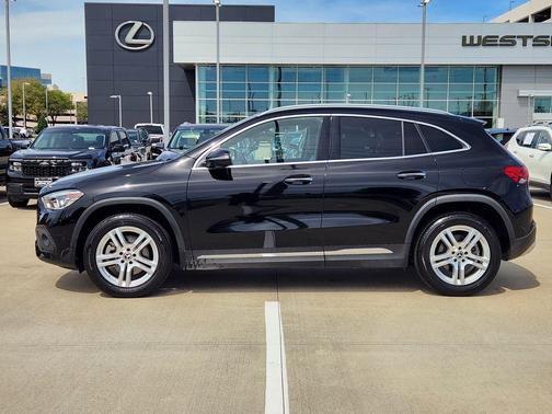 2022 Mercedes-Benz GLA 250 Base