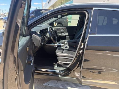 2022 Mercedes-Benz GLA 250 Base