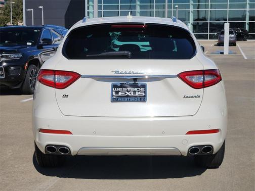 2018 Maserati Levante GranLusso