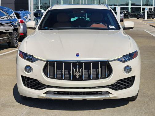 2018 Maserati Levante GranLusso