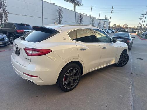 2018 Maserati Levante GranLusso
