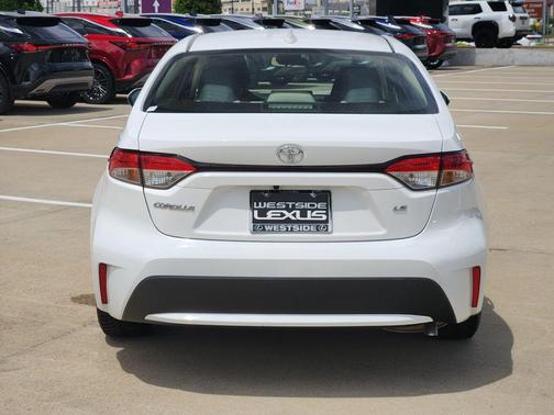 Super White 2021 Toyota Corolla LE