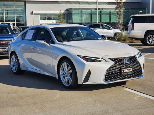 2023 Lexus IS 300 Base